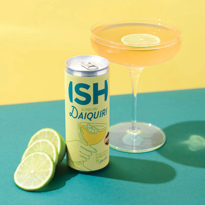 ISH Daiquiri sin alcohol servido en copa con lima — daiquiri RTD sin alcohol fresco y citrico